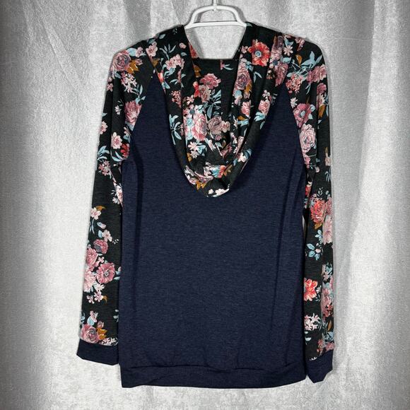 33. 12 Pm by Mon Ami Floral Sleeve Hoodie - Picture 5 of 6